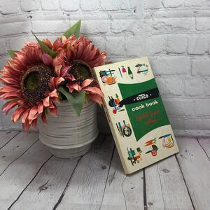 vintage 1961 CUTCO knife cookbook